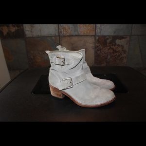 Donald Pliner Booties